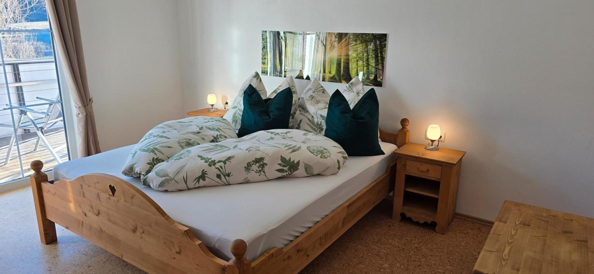Haus Auszeit Bed & Breakfast Wenns Eksteriør bilde