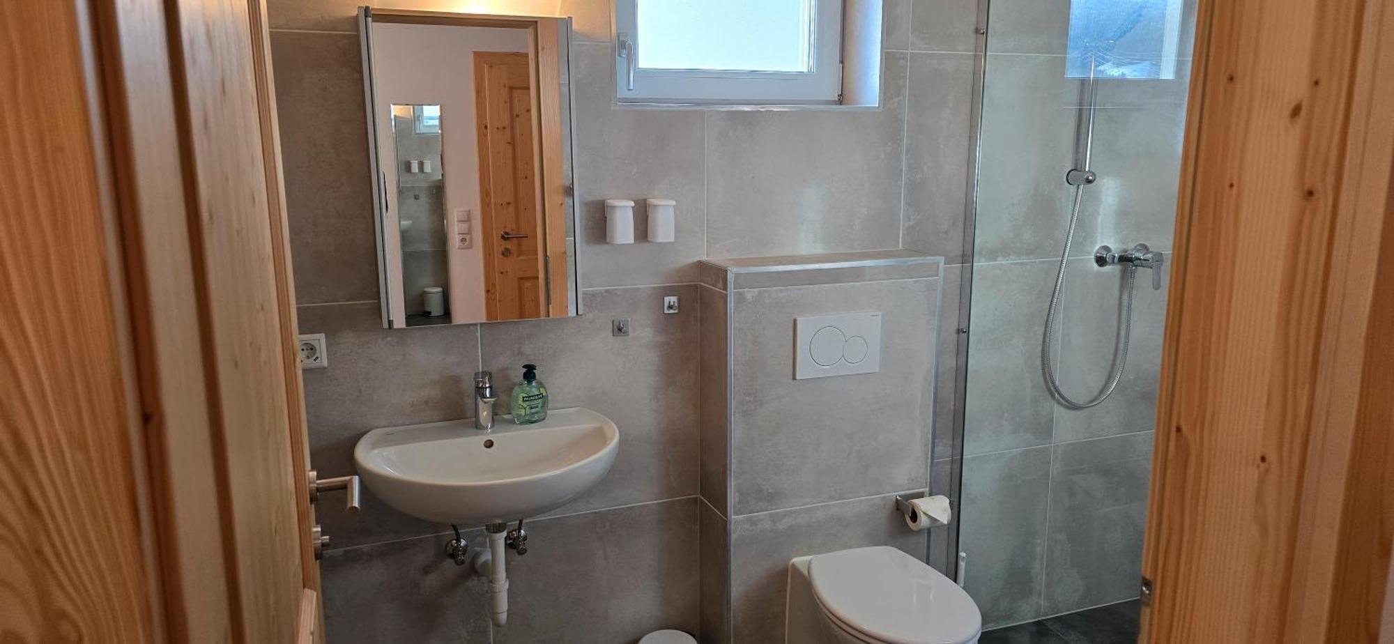 Haus Auszeit Bed & Breakfast Wenns Eksteriør bilde