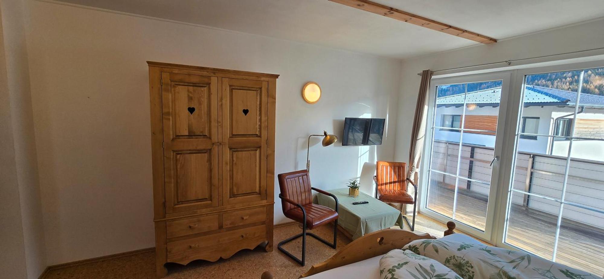 Haus Auszeit Bed & Breakfast Wenns Eksteriør bilde