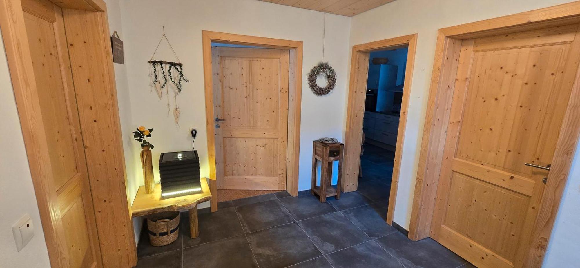 Haus Auszeit Bed & Breakfast Wenns Eksteriør bilde